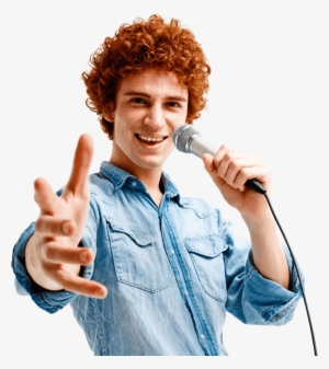 Рыжий Парень Держит Проводной Микрофон - Karaoke