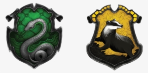 The Hufflepuff Crest Was Finished With A Strong Vibrant - Hogwarts Houses And Ilvermorny Houses