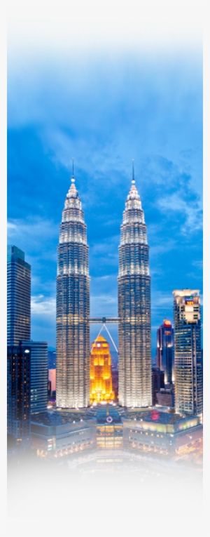 Pictures Of The Petronas Towers In Kuala Lumpur, Malaysia - Petronas Twin Towers