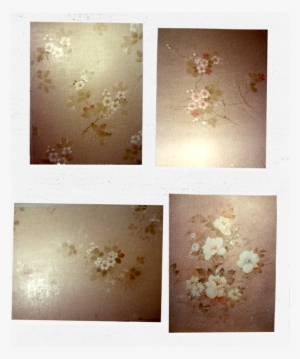 A With Flower Wallpaper And Rope Binding - Ceiling