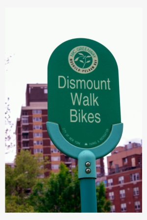 Nyc Greenway Sign Mosholu Pkwy