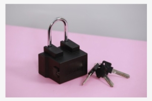 Connected Padlock Featuring U‑blox Technology Protects - Rifle