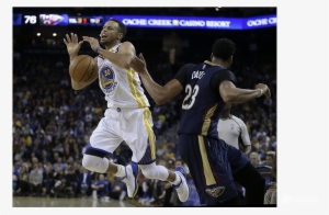 Record-breaker Curry As Warriors Down Pelicans