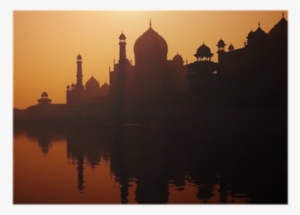 Sunset Silhouette Of A Grand Taj Mahal Poster • Pixers® - Bajo El Cielo De Meerut (selección Landscape) [book]