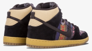 Shoe