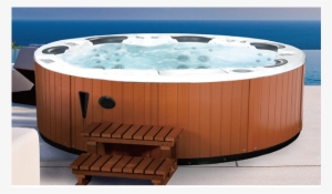 It's A Classic Shape, Barrel Style Spa That Entertains - Bathtub