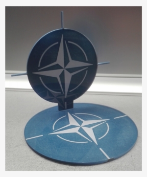 Presentation Plate Round With Back Wall Nato - Nato Flag
