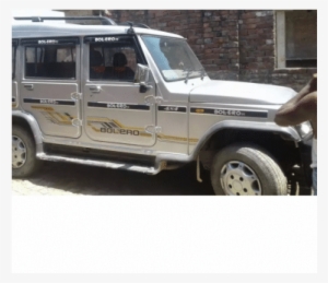 Mahindra Bolero Di 4wd Bsiii - Jeep Wrangler