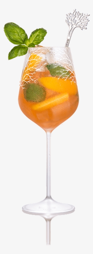 Belvedere Vodka Peach Nectar Spritz - Champagne Cocktail