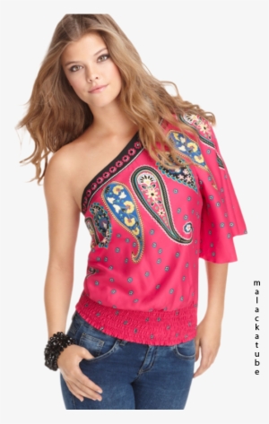 Nina Agdal - Painting