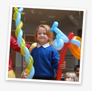 Amazing Balloon Modelling At Our Kids Deluxe Party - Children's Party