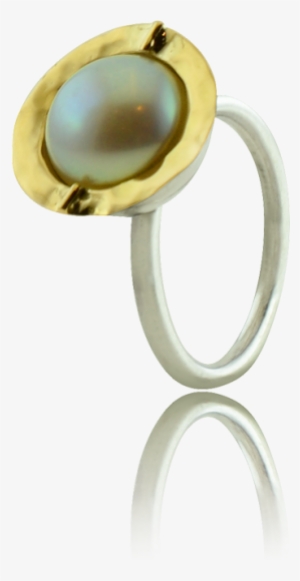 Winter White Pearl Ring - Ring