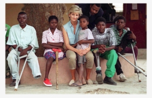 Princess Diana <3 - Princess Diana Visits Africa