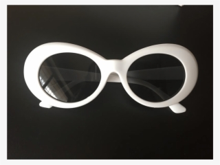 Início - White And Black Clout Goggles