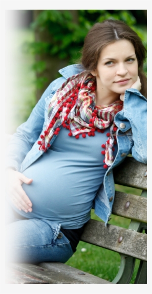 Very Pregnant Woman Listening To Pregnancy Information - Беременность После 30 Лет, Или Осознанное Материнство