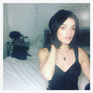 Lucy Hale Redevient Brune - Lucy Hale Hair 2017