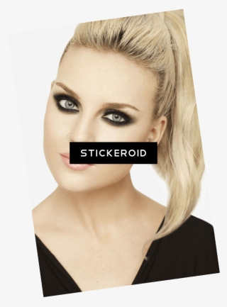 Perrie Edwards Blonde - Eye Liner