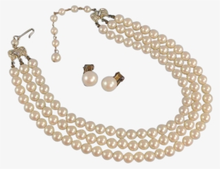3 Layer Pearl Necklace