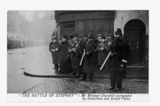Mr Winston Churchill Surrounded By Detectives And Armed - Siege Of Sidney Street