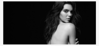Kendall Jenner Modelando Para Calvin Klein - Photo Shoot