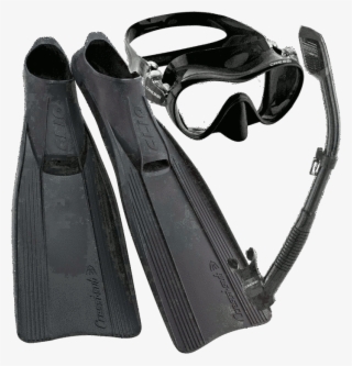 Fins Are The Duck Feet Things You Put On Your Foot - Professionals Diving Mask And Long Fins Set
