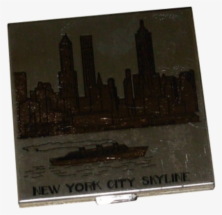 Vintage New York Skyline Ladies Powder Compact By Pilcher - Skyscraper